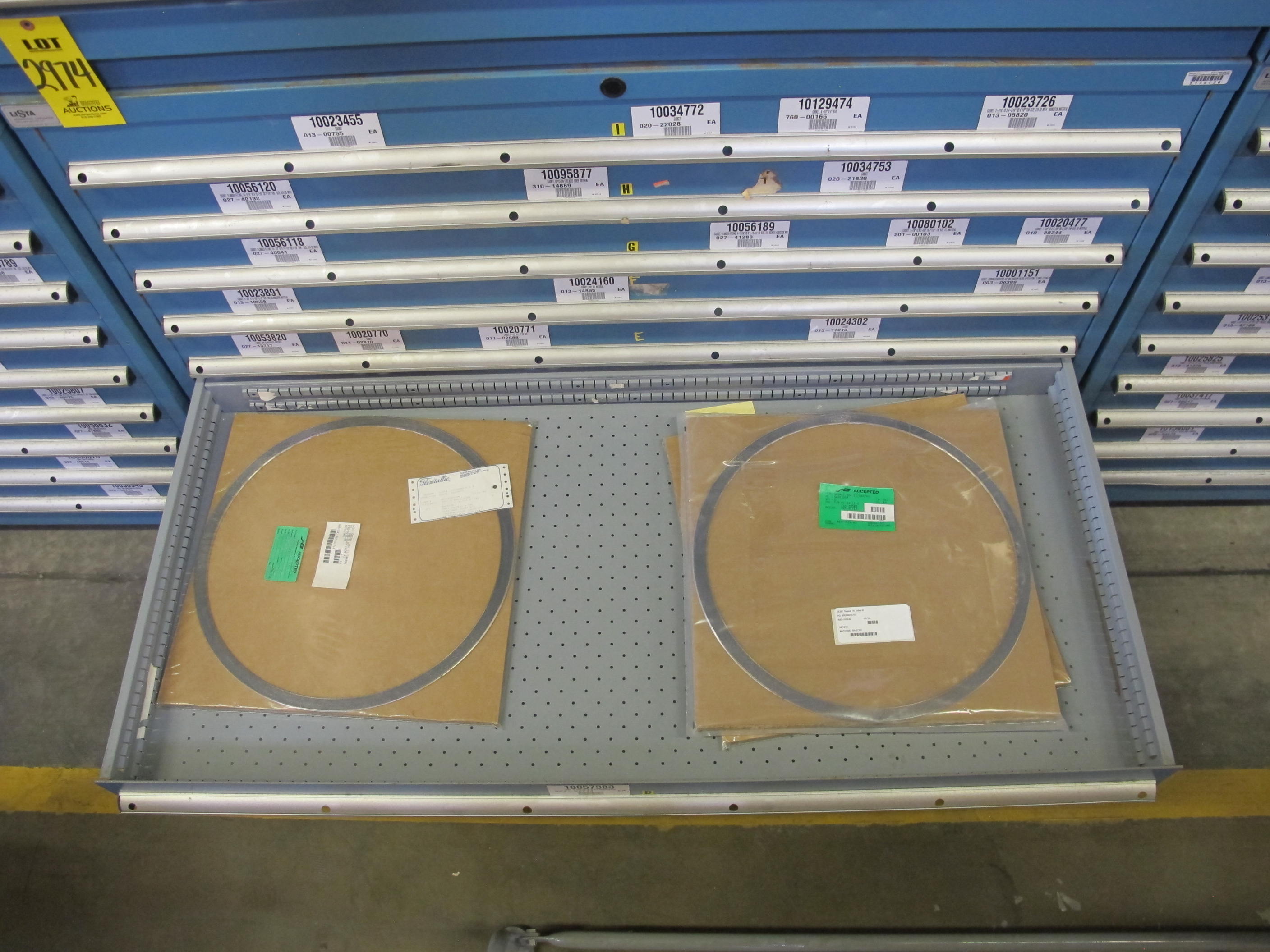 LISTA HEAVY DUTY 9-DRAWER PARTS CABINET W/ CONTENTS (W-50) LOADING & HANDLING FEE $25-